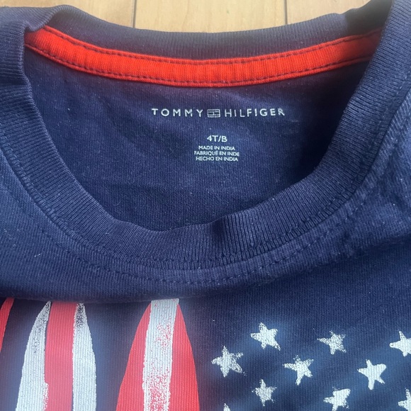 Tommy Hilfiger Tee 4T - Picture 4 of 5